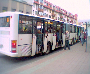 Bon a zadn panel v kloubovm Irisbusu